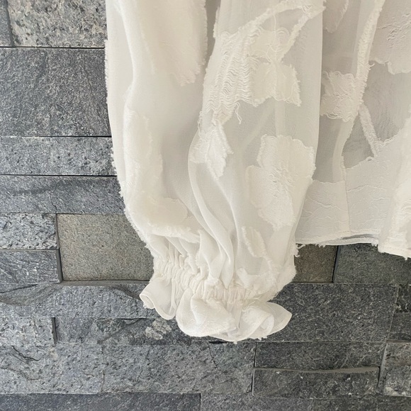 Joie Adison Blouse - Picture 4 of 8